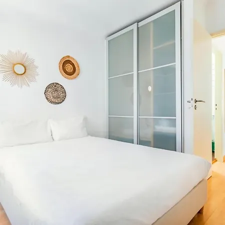 Sao Jose 2br At Center *