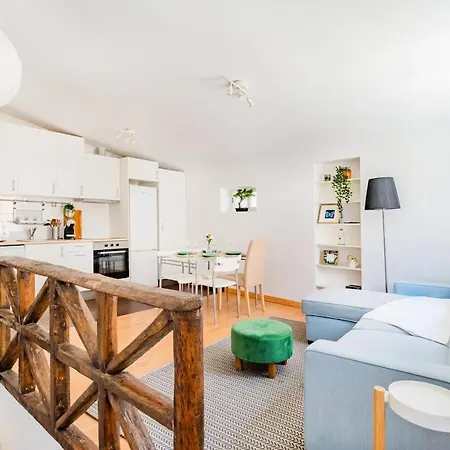 Sao Jose 2br @ Center * Лиссабон