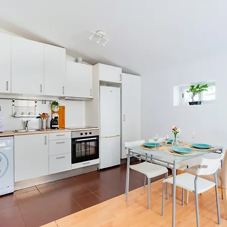 Sao Jose 2br @ Center 아파트 *